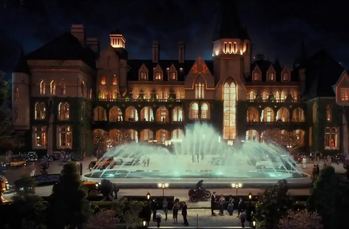 Дом дейзи великий гэтсби. Особняк на лонг айленд нью-йорк великий гэтсби. Особняк джея гэтсби. Лонг айленд остров дом гэтсби. Дом гэтсби.