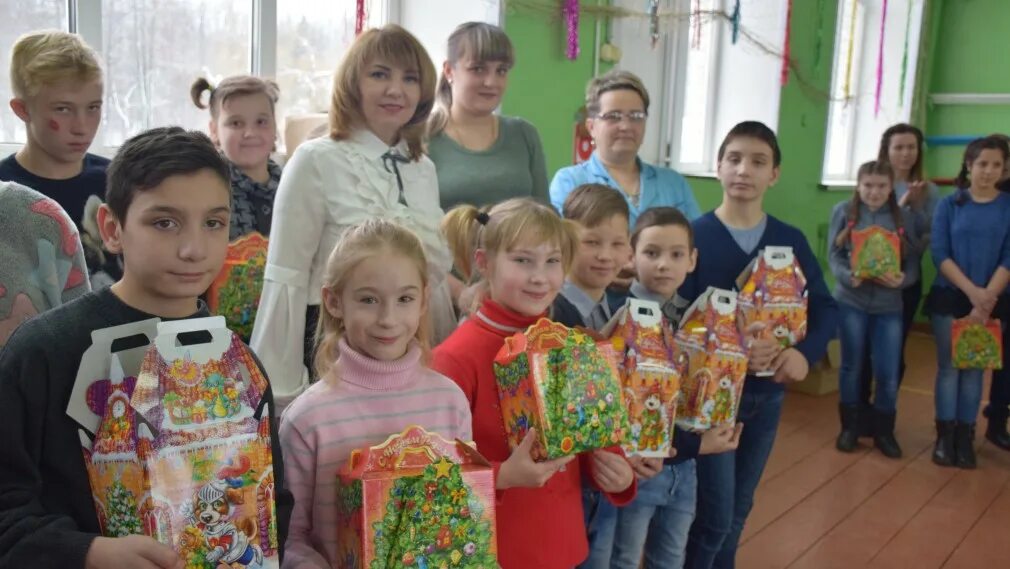 Климовски интернат. Школа интернат климовского района. климовская школа интернат брянская область. с. покровское климовского района интернат. климовская школа интернат покровское.