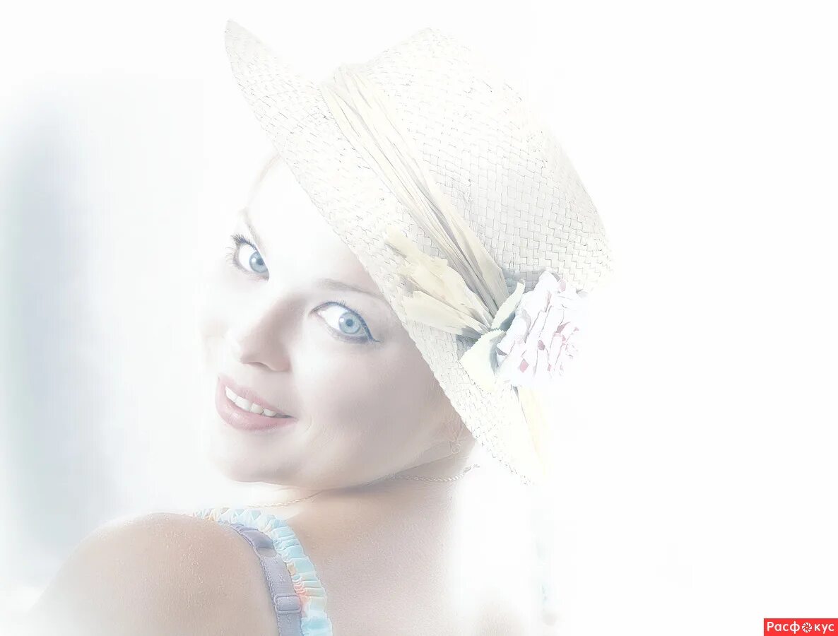 Высокий ключ. В хорошем ключе. Высокий ключ девушка. Ключ разводной mostek 300 мм / 12" (сталь 45) (36/6/1). Портрет в высокм кобче.