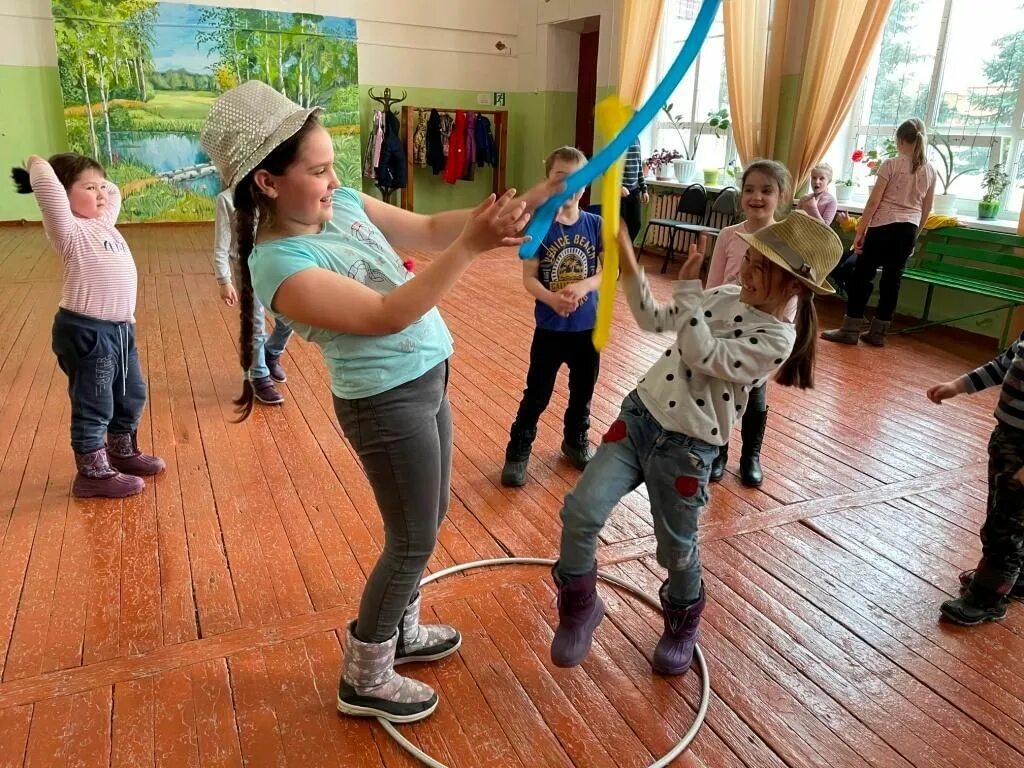 Развлекательная программа «час весёлых затей для детей». Час весёлых затей игровая программа. Досуговая площадка. Игровая программа смехотерапия. Игровая программа час веселых затей.