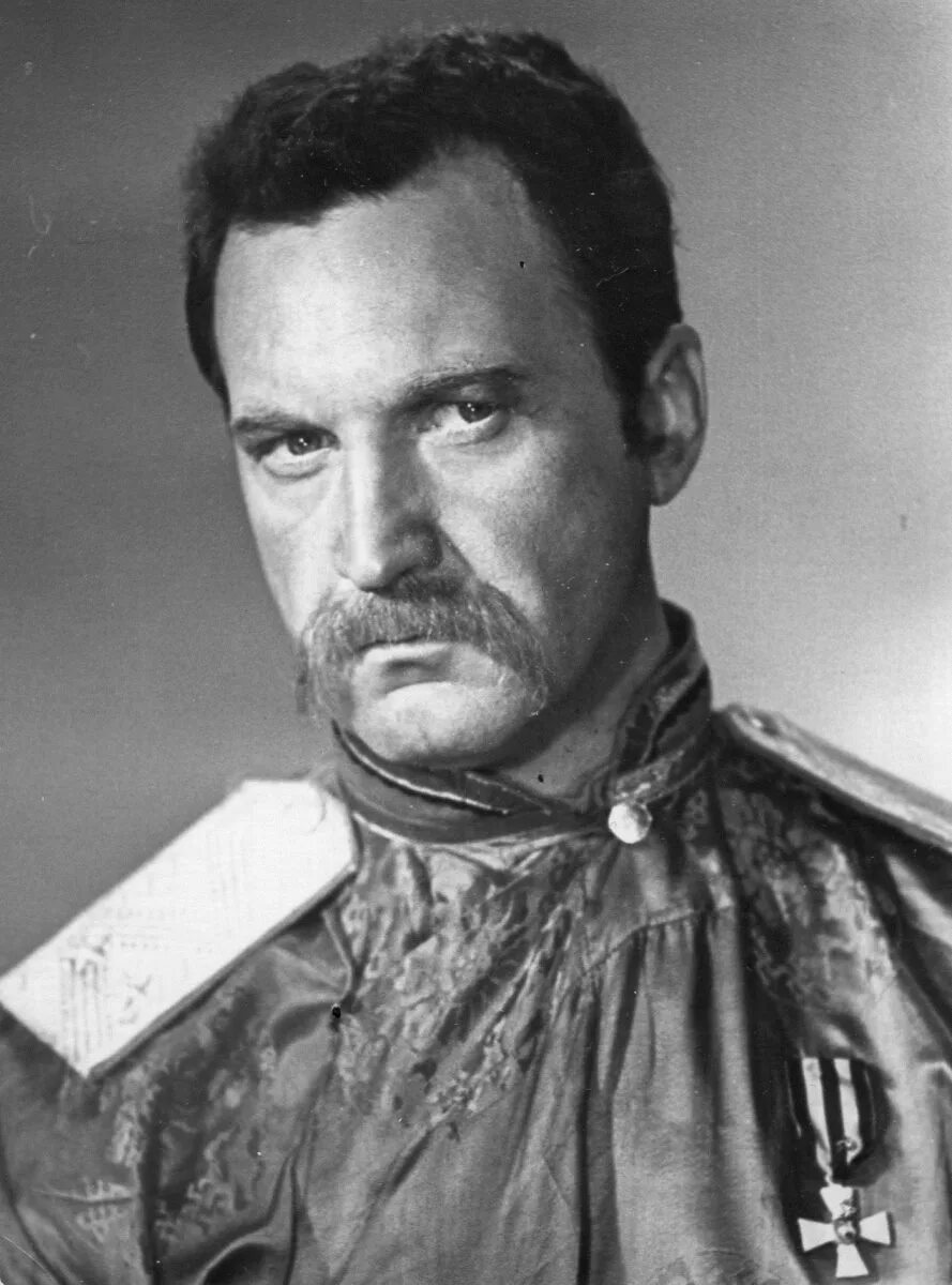 Лев иванов балетмейстер. Лев прыгунов актер. Лев прыгунов 2021. Лев георгиевич. Лева поляков.