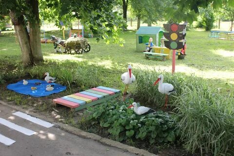 Территория детского сада расположена в