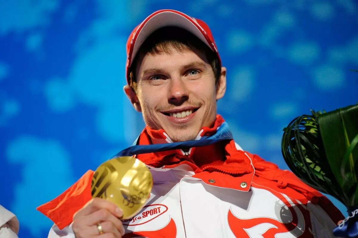 Награждение спортсменов. Ои 2014 сборная россии. Зимние олимпийские игры в сочи 2014. Олимпийские спортсмены 2014. Награды олимпийских спортсменов в сочи.