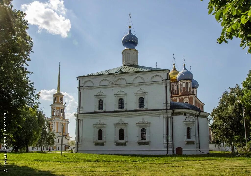 преображенский храм рязань кремль. преображенский собор рязань кремль. храм на яру рязань. преображенский собор рязань кремль. рязань преображенский собор спасо-преображенского монастыря.