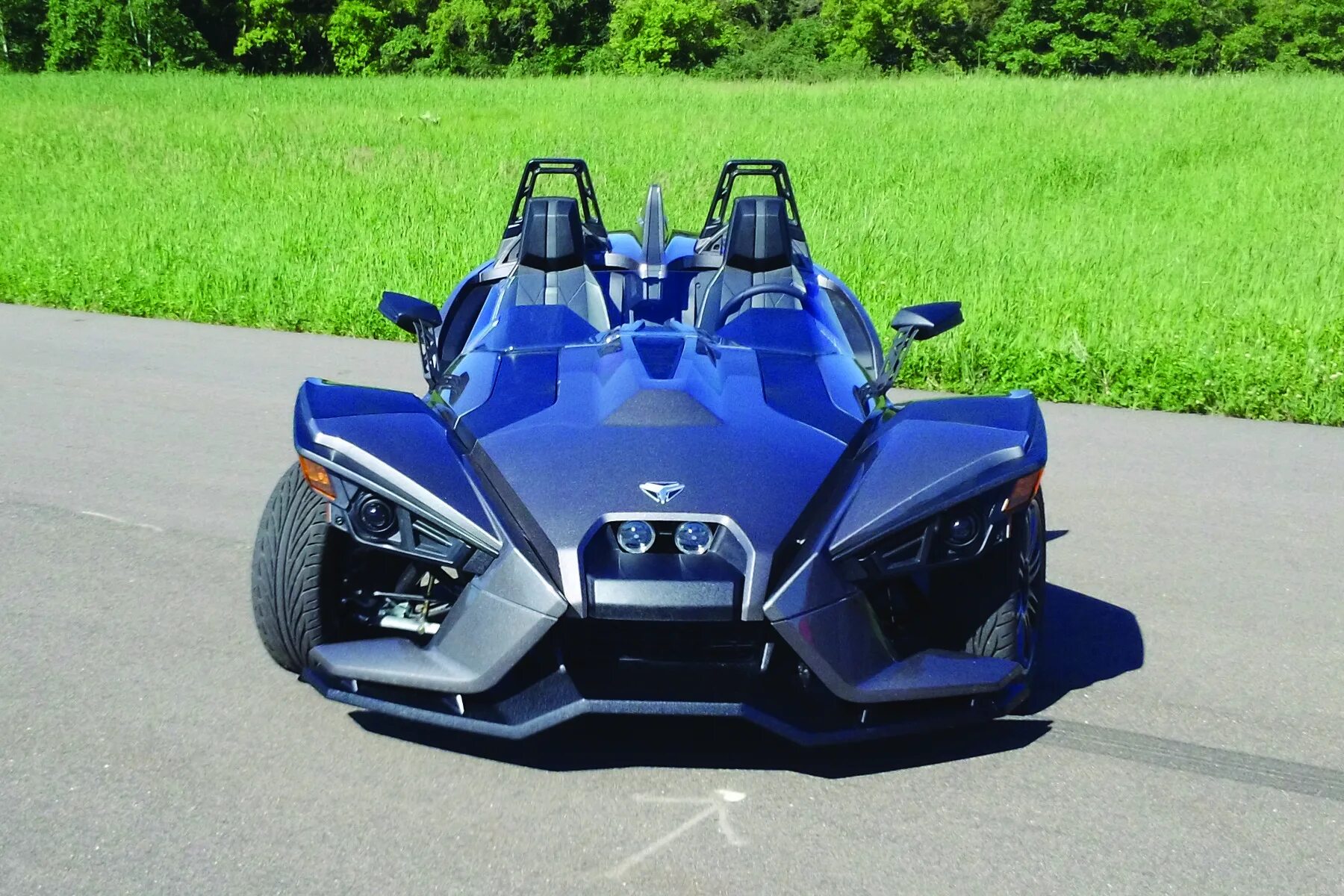 Polaris slingshot. Трицикл Полярис. Трицикл Polaris Slingshot. Машина Polaris Slingshot. Поларис слингшот.