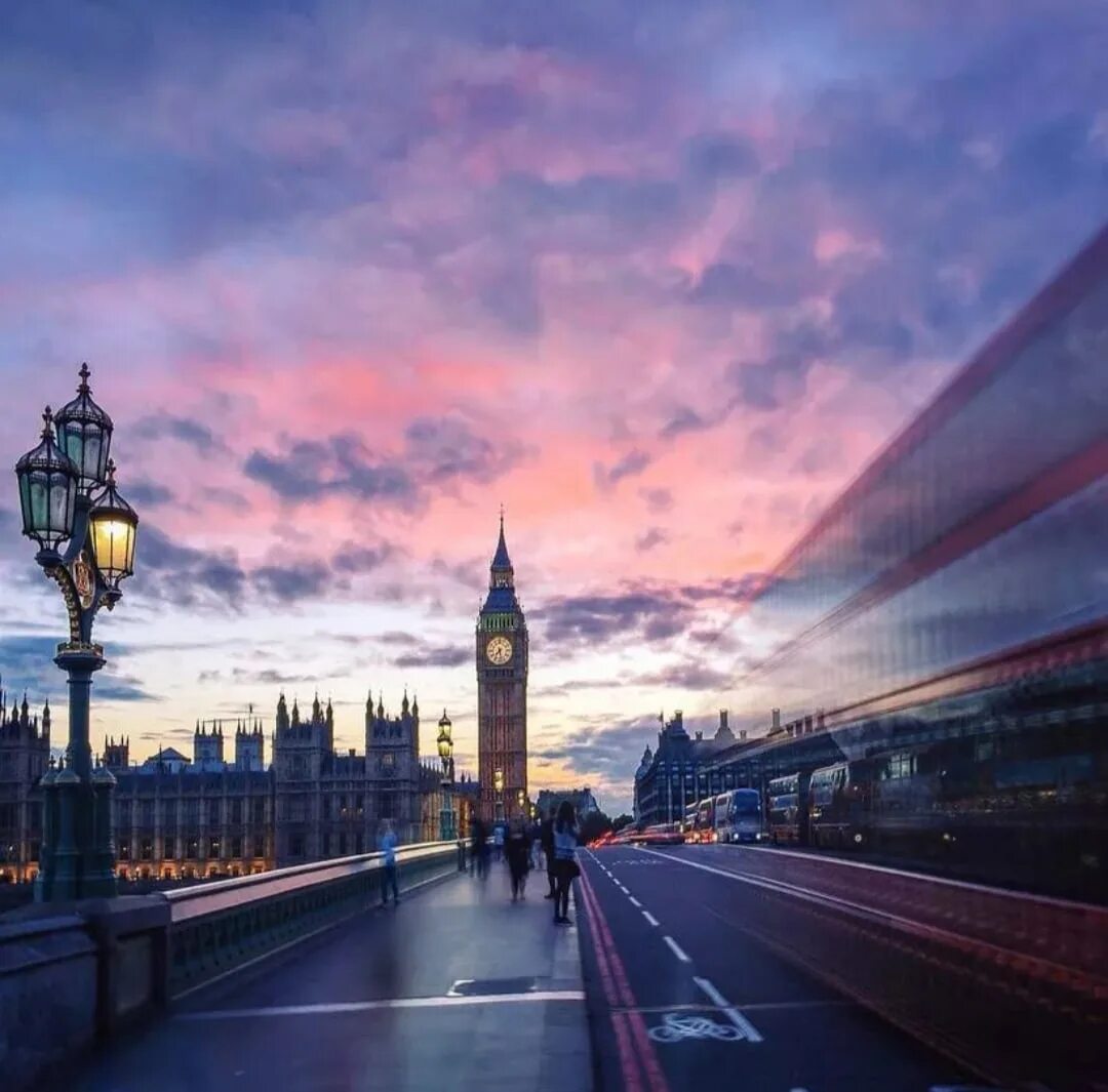 Великобритания эстетика. Лондон утром. Закат в англии. Лондонский тaуэр эстетика лондон. Биг бен в лондоне.
