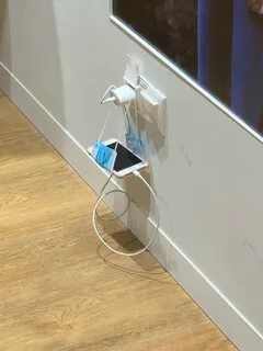 Вешать телефон