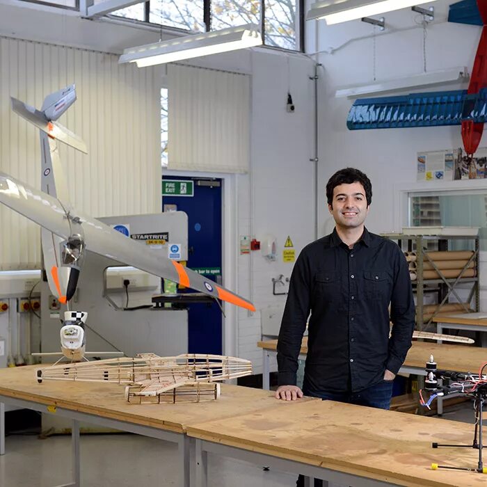 Студент инженер. Aerospace engineering school. Аэропорт чанги. Двигатели в российской авиации 2022. Grand phd in engineering sciences.