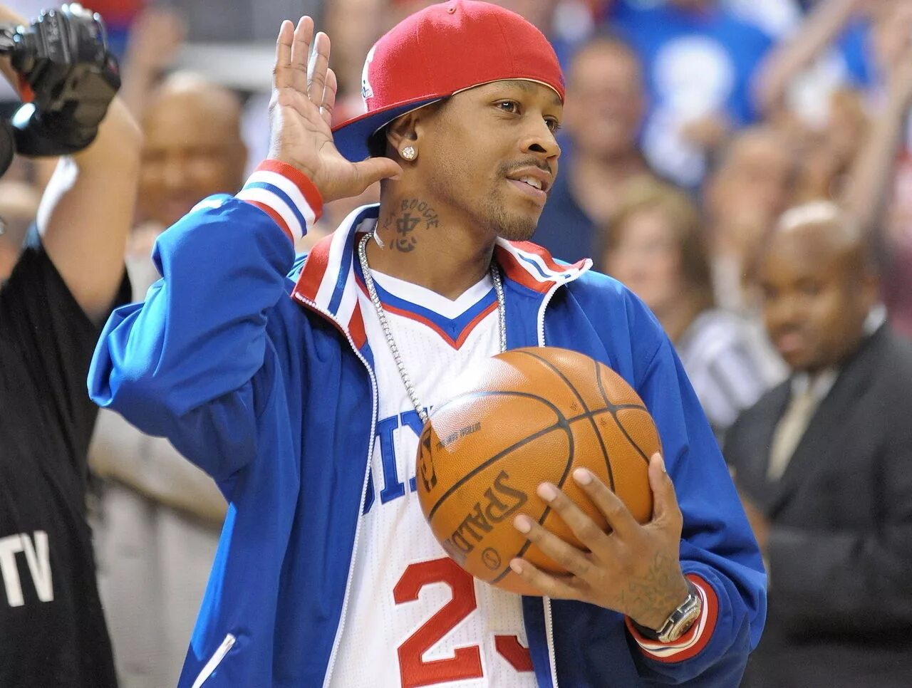 Allen iverson. Аллен Айверсон. Баскетбол Аллен Айверсон. Айверсон НБА. Айверсон Филадельфия.