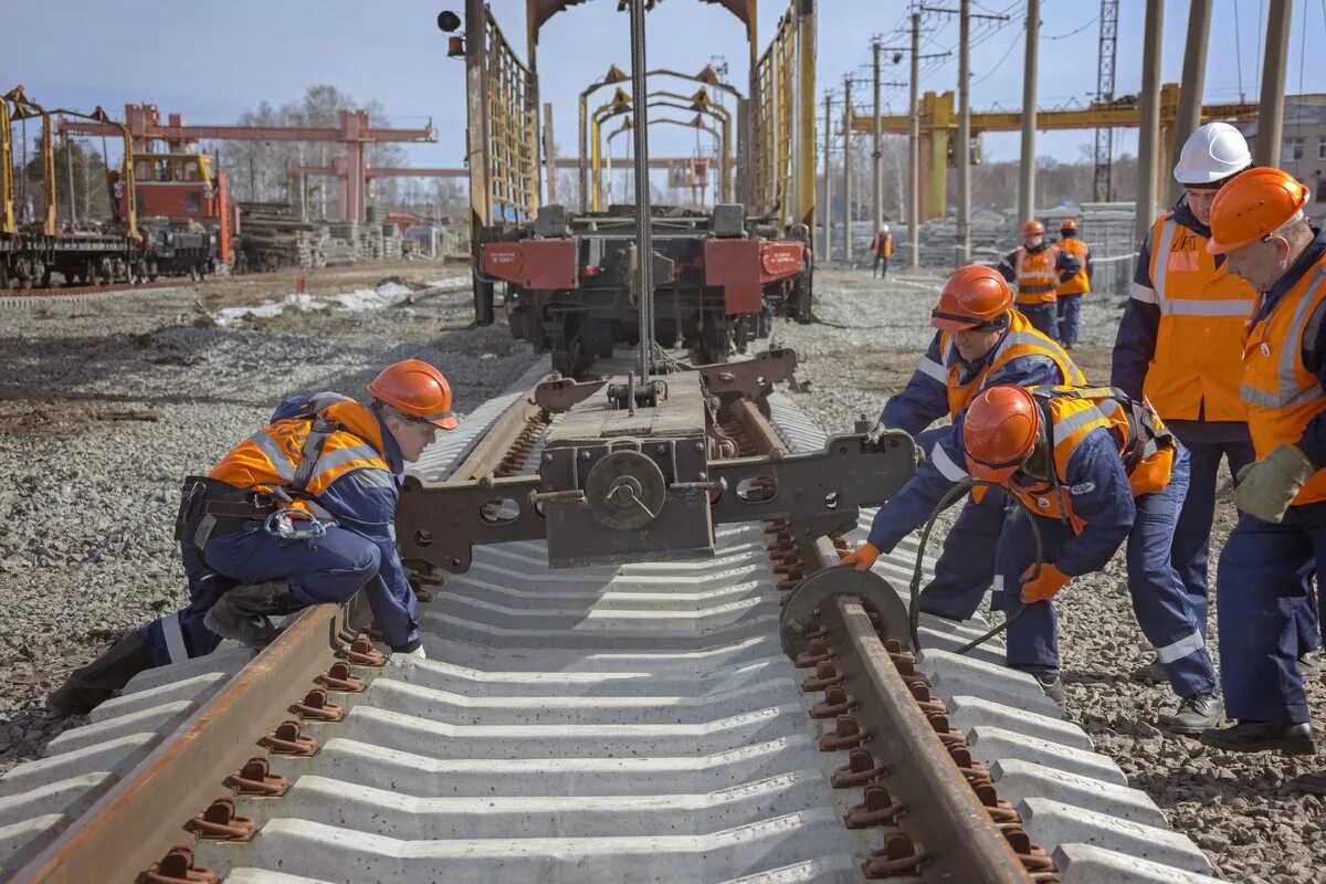 Путевая Машинная станция РЖД. Монтер пути РЖД Путевая Машинная станция. Путевая Машинная станция ПМС 168 Пермь. Платформа ПМС РЖД.