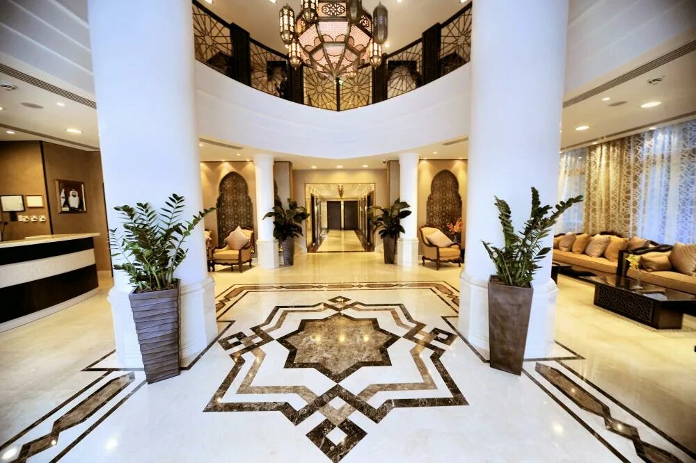 Аль хамра отель. Al Hamra Hotel Sharjah. Аль ХАМРА отель Шарджа 4. Al Hamra Hotel 4* фото. Al Hamra Hotel Sharjah пляж.