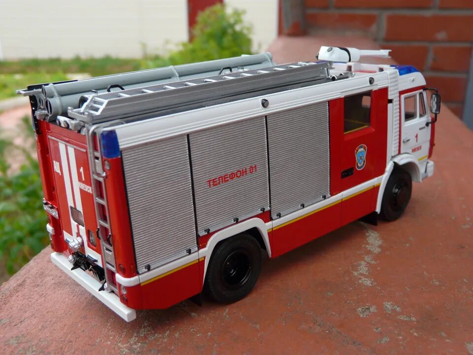 0-40 43502. Ац 3. Ац 3,2-40/4 (камаз-43253). Пожарная автоцистерна" 15 см. Ац 3 модель.
