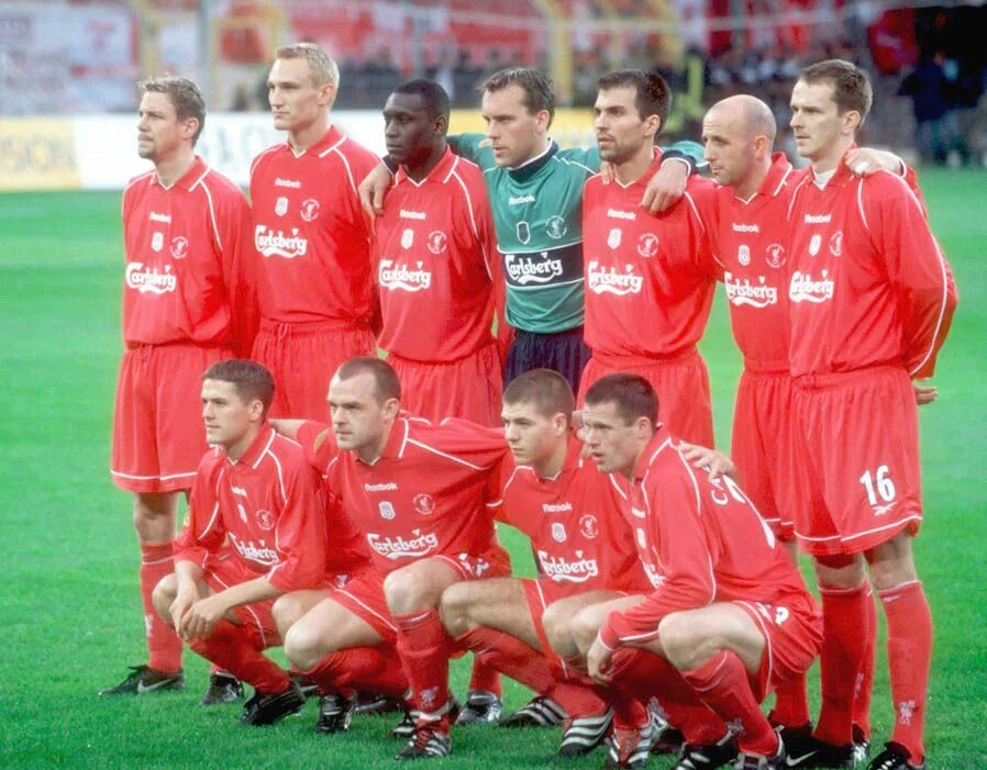 Уефа 2000. Ливерпуль 2001. Ливерпуль 2000. Ливерпуль Алавес Кубок УЕФА-2000/01. Ливерпуль в 2000 году.
