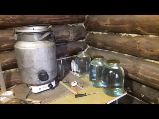 Вторая перегонка самогона видео. Вторая перегонка самогона. самогон двойной перегонки. табуретовка. русская дымка. видео про двойную перегонку.