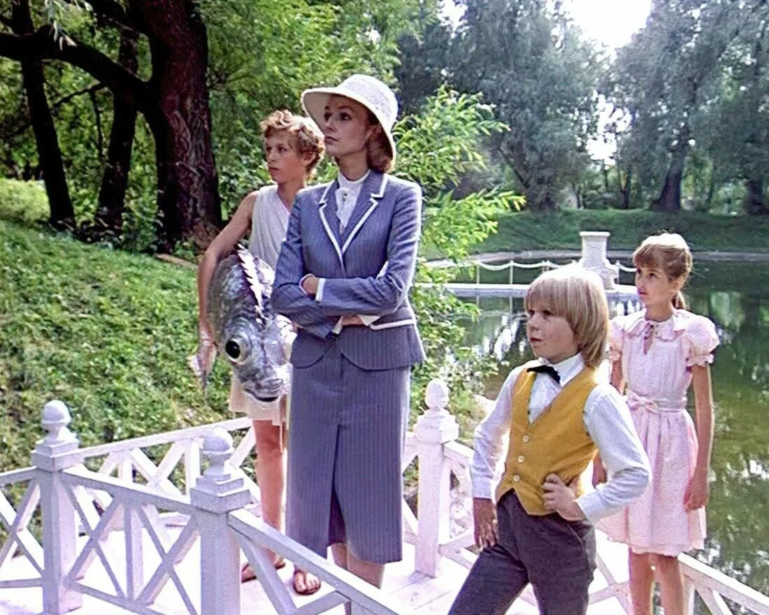 Кадры и фото из фильма Мэри Поппинс, до свидания!, 1983 на портале Киноафиша
