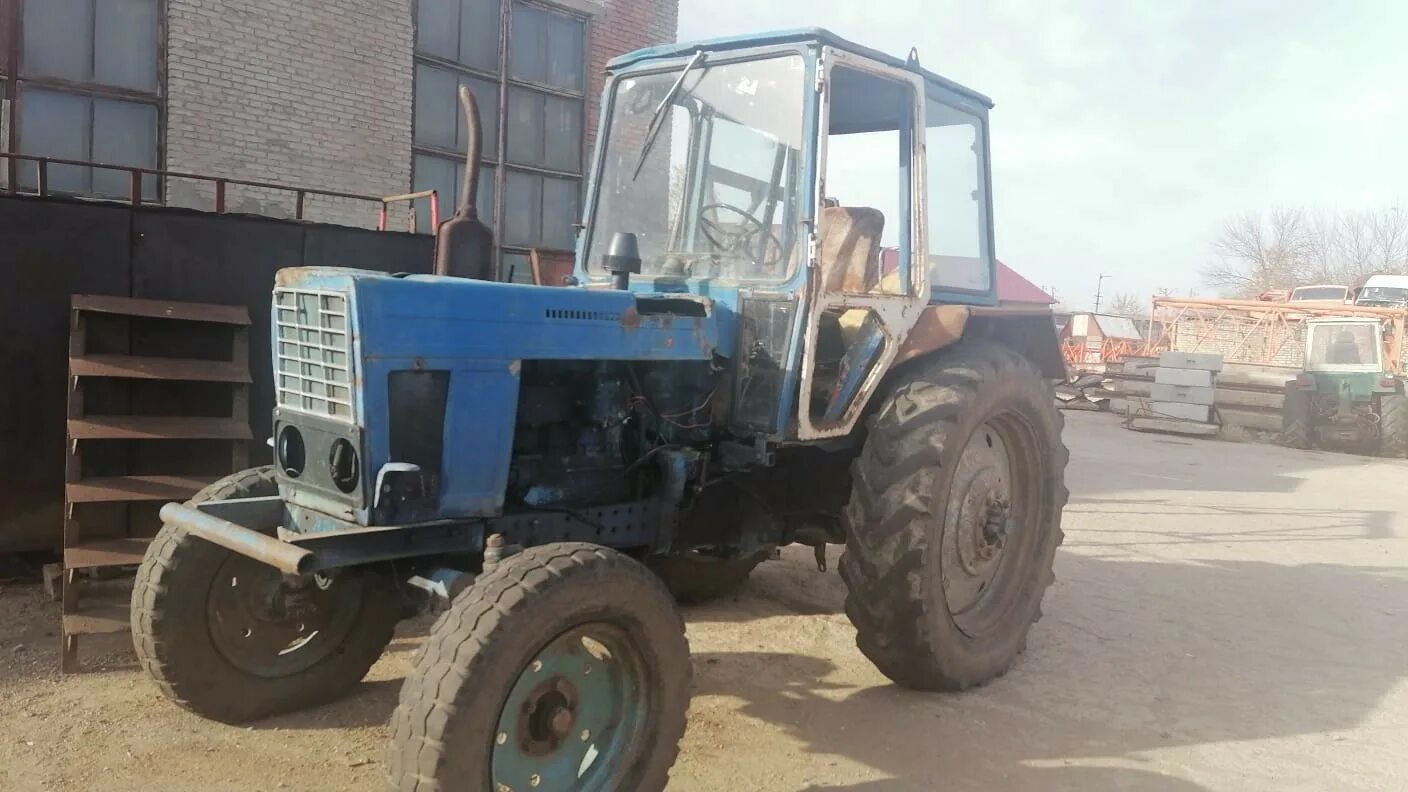 Yto-lx2204. Трактор мтз 82 башкирии. Республика башкортостан тракторы. Трактор мтз 82 за 80000р. Сцепка для трактора джон дир 6155.