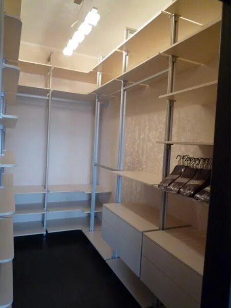 Гардеробная "Модель 45" цена, фото и описание - GILD Мебель в Екатеринбурге