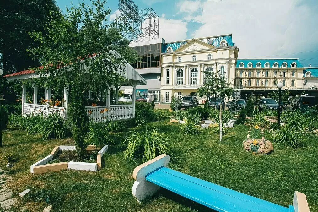 Vnukovo village киевская 4. Отель внуково картмазово. внуково вилладж парк отель. внуково виладж картмазово. village гостиница внуково.