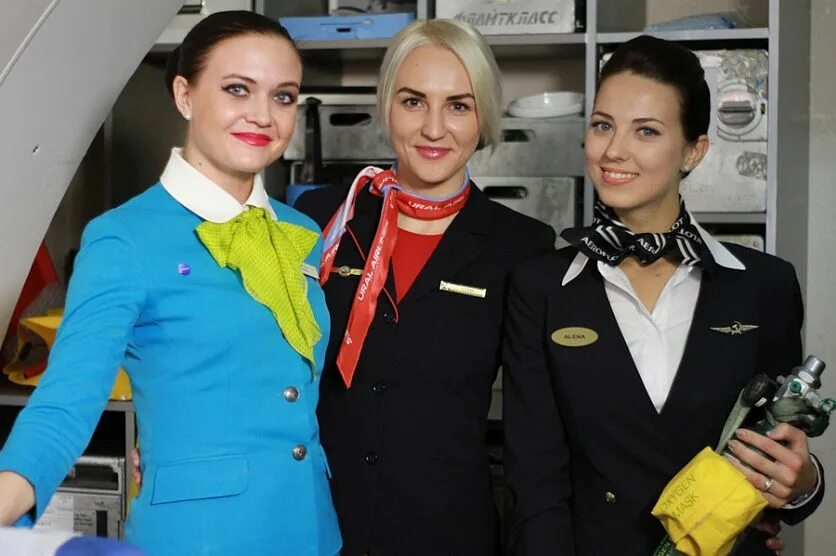 Елена шебунова стюардесса. Уральские вакансии бортпроводника. Уральские авиалинии форма бортпроводников. Уральские вакансии бортпроводника. Уральские вакансии бортпроводника.
