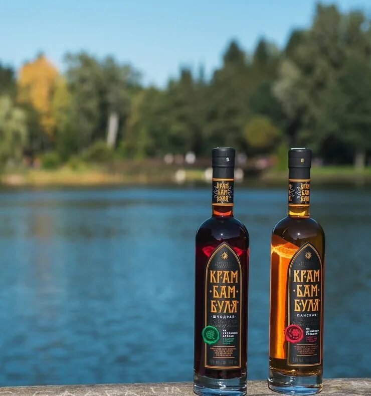 Белорусская настойка крамбамбуля. Белорусские алкогольные напитки крамбамбуля. Белорусская настойка крамбамбуля. Белорусские алкогольные напитки крамбамбуля. Белорусская настойка крамбамбуля.