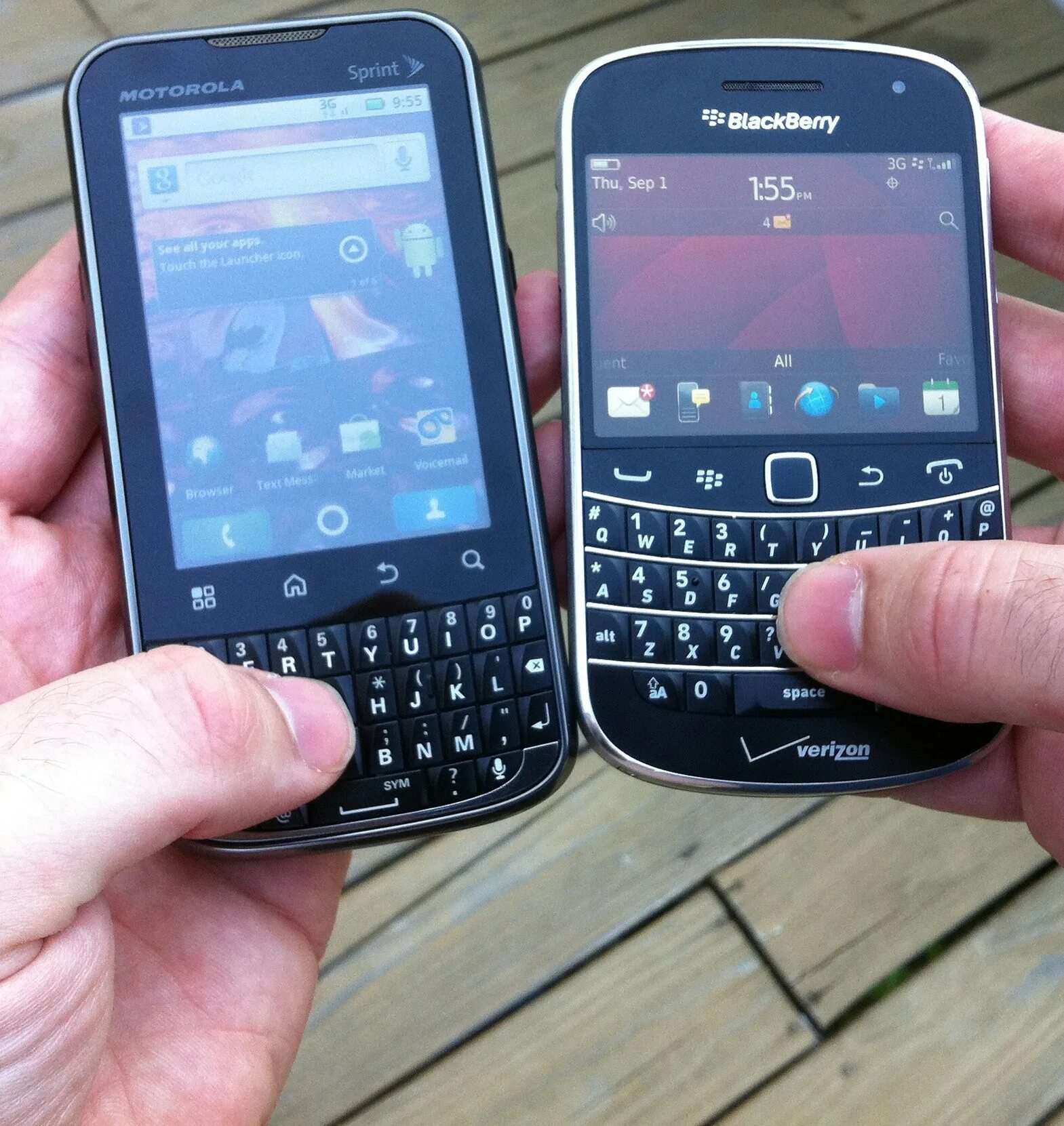 Андроид телефоны с клавиатурой. Blackberry bold 9930. blackberry qwerty клавиатура. смартфон с qwerty клавиатурой 2025. нокиа n8 с клавиатурой.