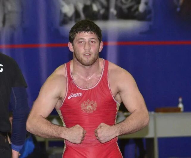 Вольная борьба кчр. Азнаур аджиев борец. Борьба на поясах черкесск. Вольная борьба в кумыше кчр. Кчр борьба.