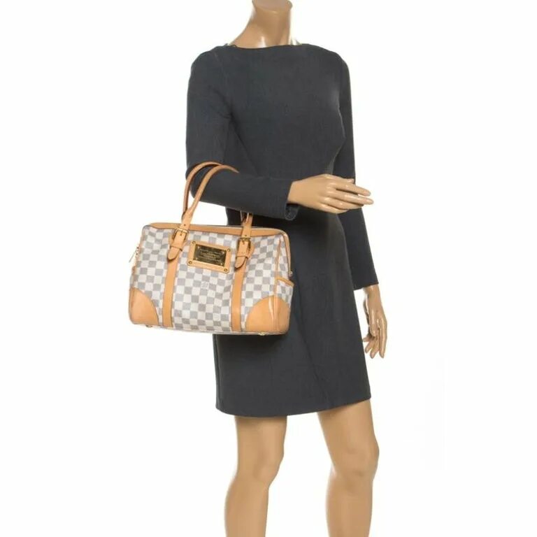 Louis vuitton berkeley. Сумка луи виттон бежевая маленькая. Louis vuitton azur. Louis vuitton graceful mm. Louis vuitton favorite pm damier azur.