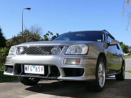 Nissan stagea
