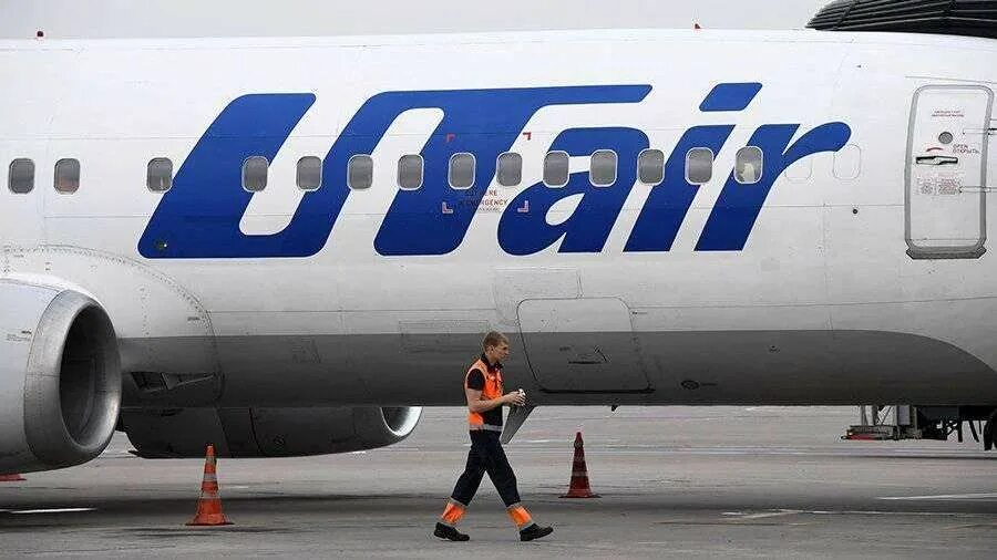 Ливрея UTAIR Boeing 737-800. Боинг 735 ЮТЭЙР. UTAIR В Минеральных Водах. Евробизнес ЮТЭЙР самолет. Тюмень мин воды самолет