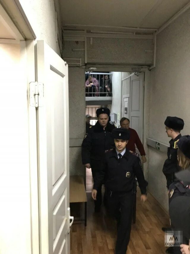 Могут быть частные суды
