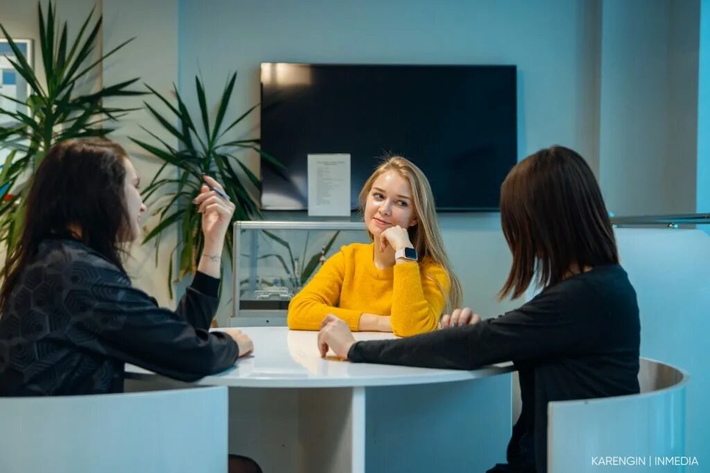 Факультет довузовской подготовки ниу вшэ. Психолоическая помощьв eps. Социальная помощь в университете. Поддержка университета. Помощь университет.