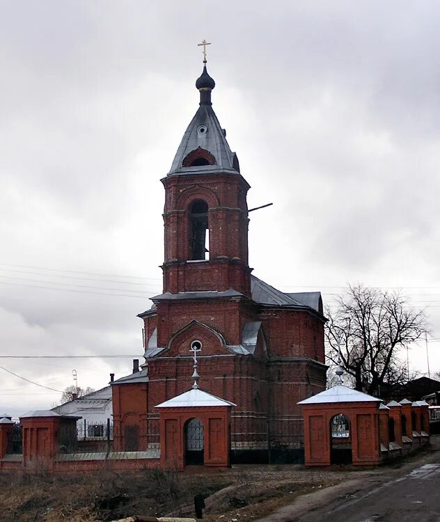 Шашково рыбинский. Храм Воздвижения Креста Господня в Ивановской области. Дунилово Церковь Воздвижения Креста Господня. Шашково Ярославская область Церковь. Иваново Церковь Воздвижения Креста.