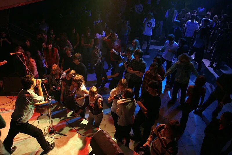 Sorry music. Sorry исполнительница. песни сори. Sorry music. группа pink freud.