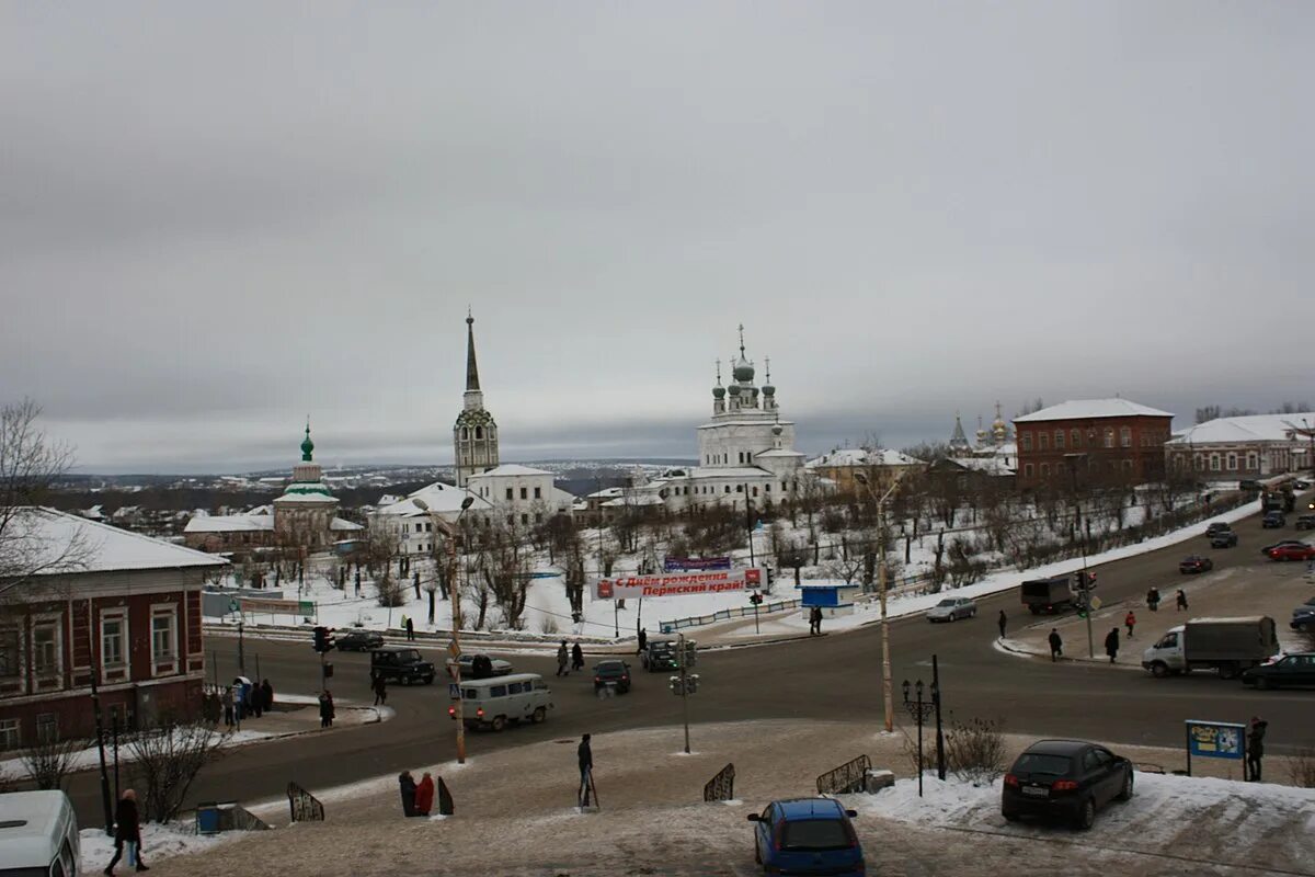 6 пермский край пермь. Соборная площадь в Соликамске. Соборная площадь в Соликамске Пермский край. Воскресенская площадь Соликамск. Соликамск центр.