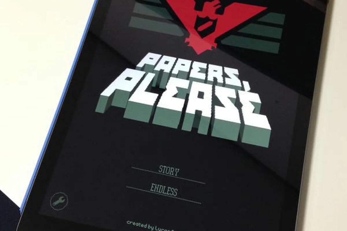 Papers please PS Vita. Игры 2022 на IOS. Игры похожие на papers please на андроид. Papers please на андроид. Быстрее плиз