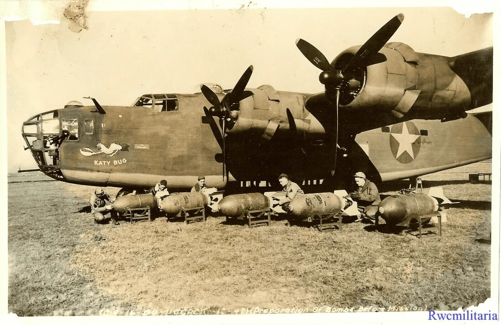 Б-24 Либерейтор. Consolidated b-24 Liberator. Б-32 бомбардировщик. Двигатель на б-24 Либерейтор. Б 24 04