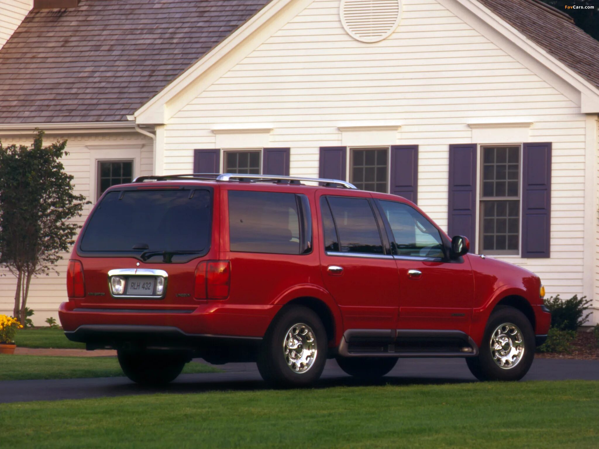 Линкольн навигатор 1 поколения. Lincoln navigator 1. lincoln navigator 1998. lincoln navigator 1997. линкольн навигатор 1997.