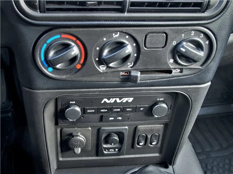 Нива с новым салоном. - Lada 4x4 5D, 1,7 л, 2014 года фотография DRIVE2