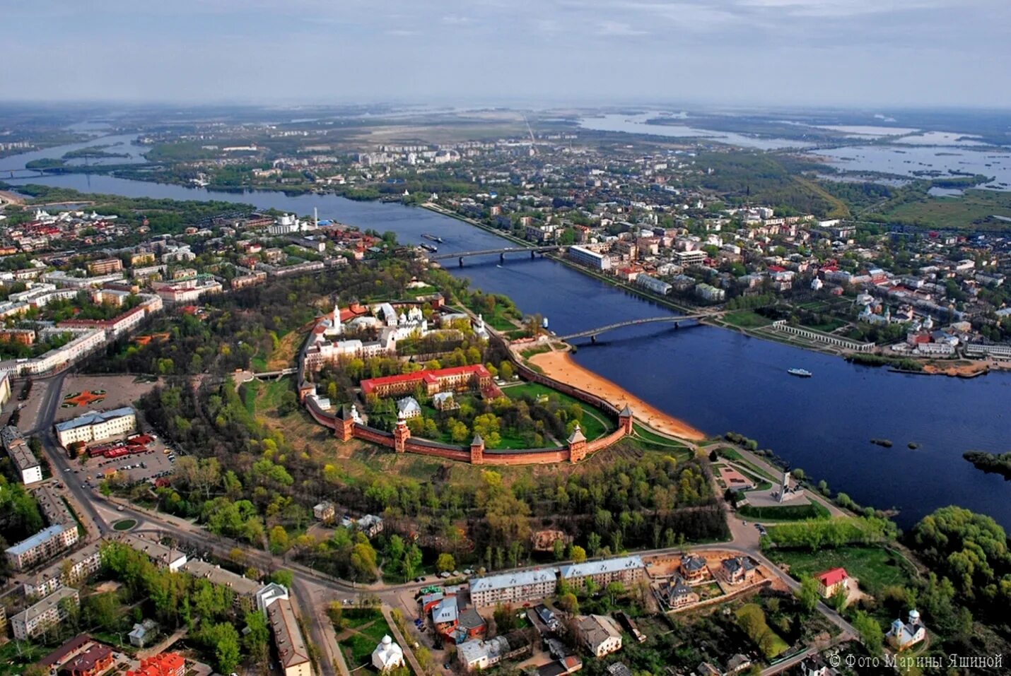 Погода в реальном времени великий новгород. Великий Новгород. Великий Новгород центр. Исторический центр Великого Новгорода. Г Великий Новгород центр города.