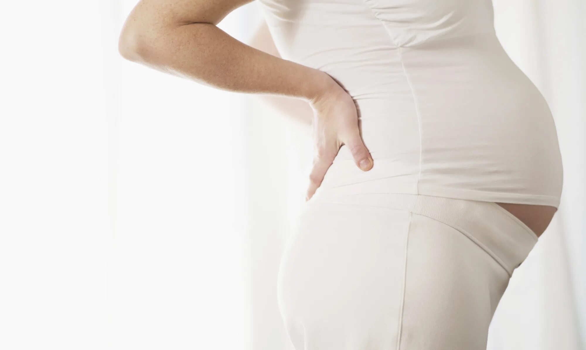 29 неделя тянет живот. Боль в пояснице у беременных. Беременные колени. Гарднереллез у беременной.