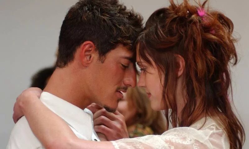 Полли шеннон спи со мной. Лорен ли смит и эрик бальфур спи со мной. Лорен ли смит и эрик бальфур. Сумерки медовый месяц эдварда и беллы. Полли шеннон спи со мной.