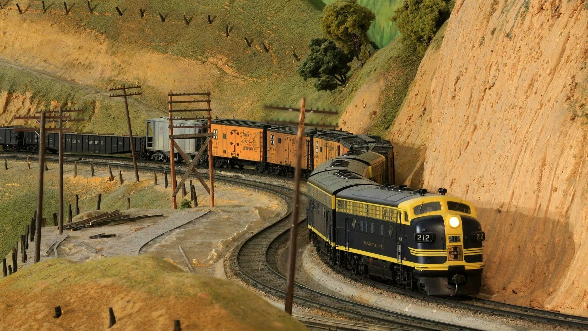 Train possible. Model train железная дорога. railcar железная дорога. трансокеанская железная дорога. tech train 90127 модель железной дороги.
