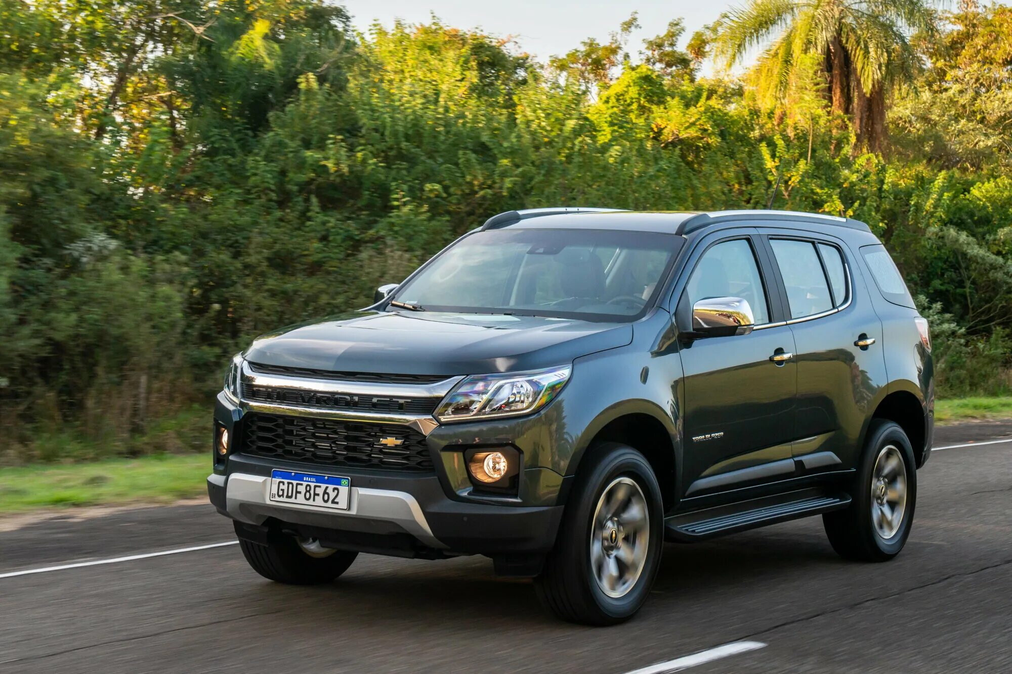 Купить новый шевроле спб. Chevrolet trailblazer 2021. Новый Chevrolet trailblazer 2021. Шевроле trailblazer 2022. Chevrolet Трейлблейзер 2021.