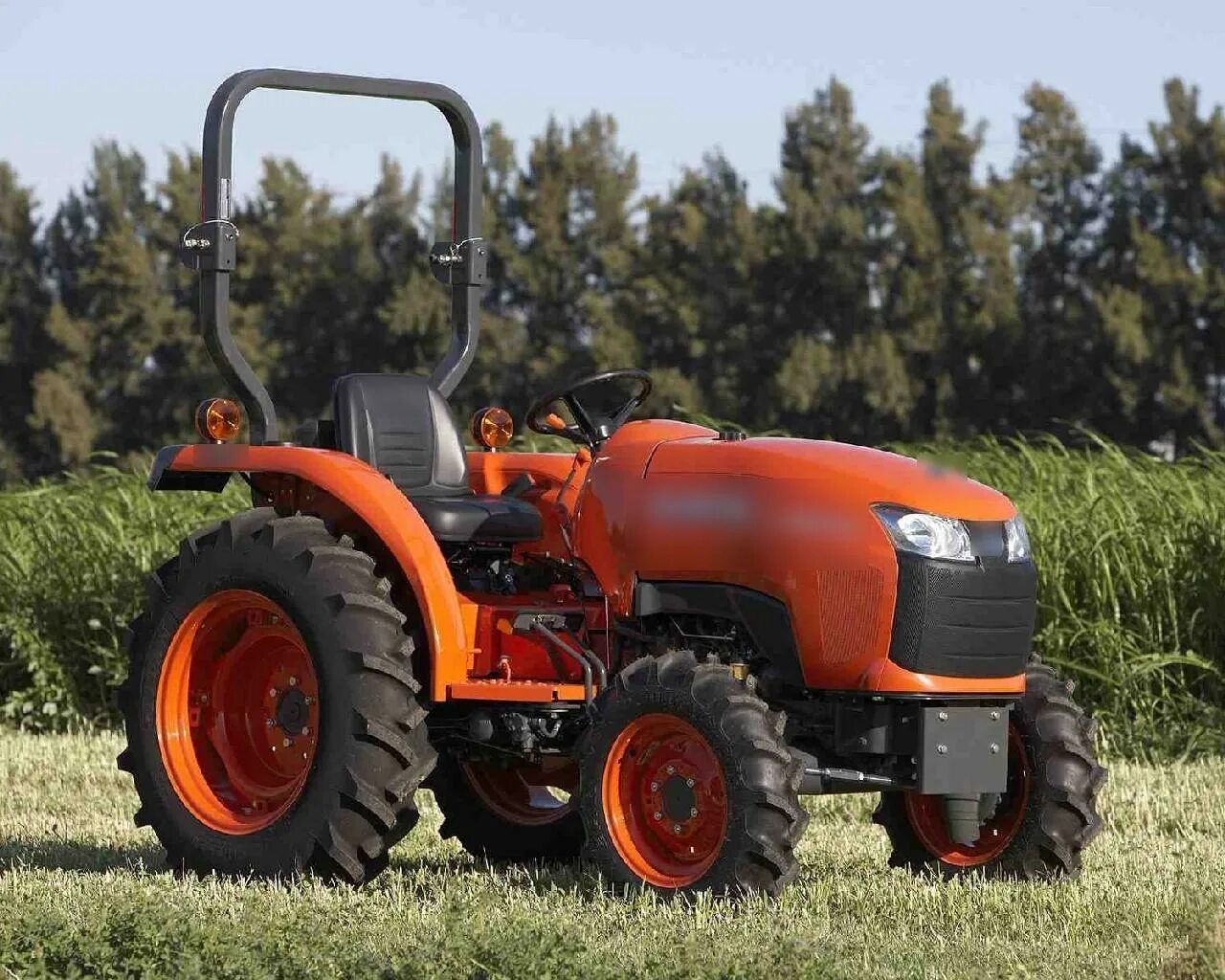 Мини трактор кубота. Трактор Кубота. Kubota l4508. Японский трактор Кубота. Трактор Kubota l 33.