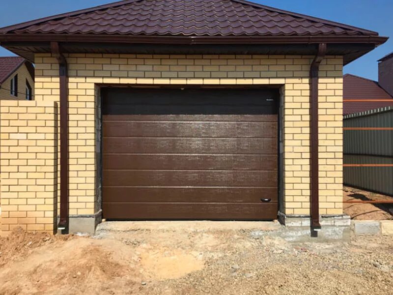 гаражные секционные ворота алютех. ворота секционные doorhan isd01. херман панорамные ворота 42. секционные ворота для гаража алютех. ворота автоматические секционные дорхан.