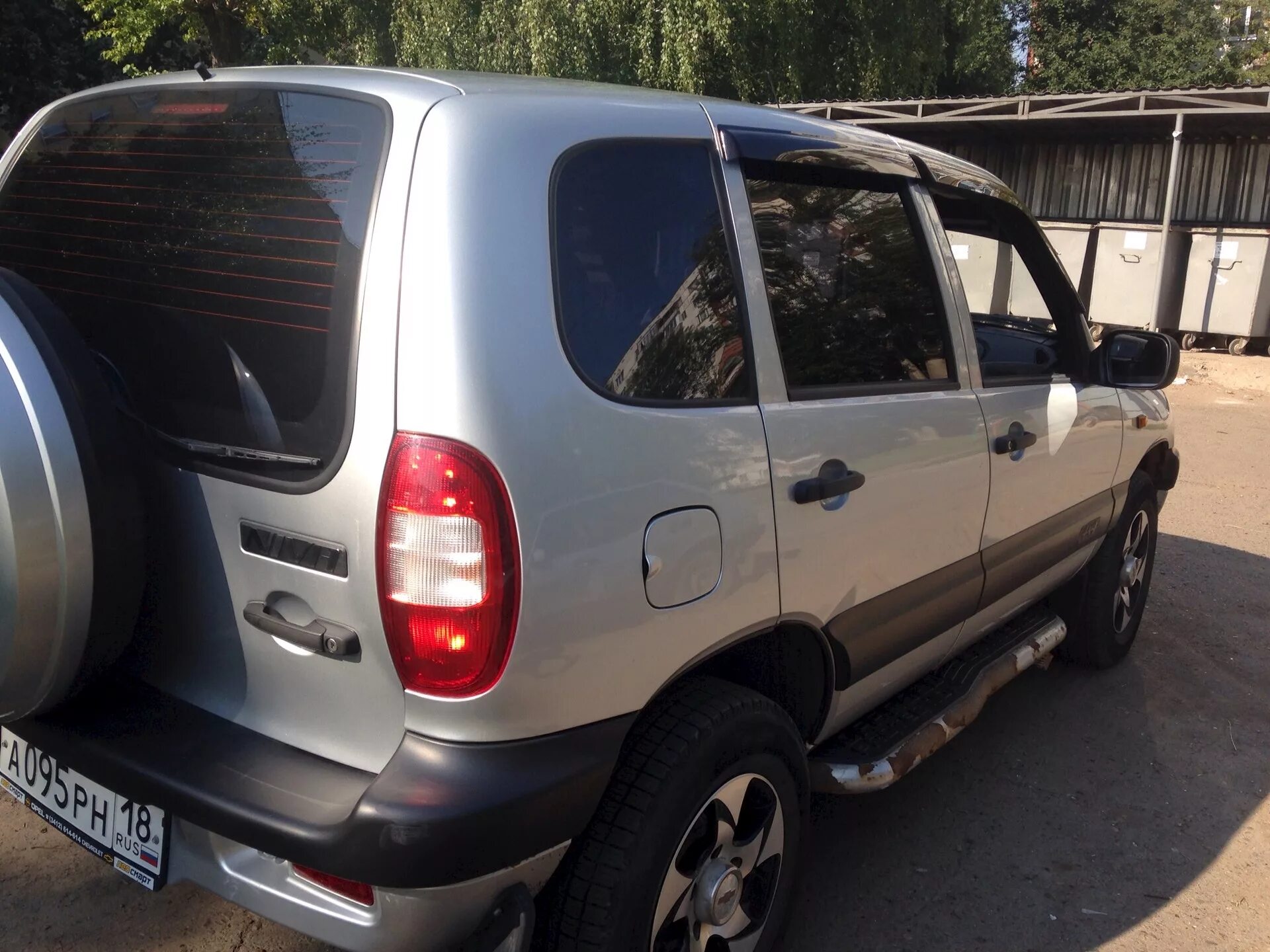 Нива 2007 года инжектор. Chevrolet niva 2009. шевроле нива 2003 год гос номер. шевроле нива 2003 год. шевроле нива 2007 год гос номер.