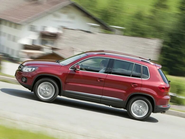 Тигуан 2 белый. Vw tiguan drive2. Фольц тигуан 2018. Тигуан фольксваген 2012-2013. Volkswagen tiguan drive.