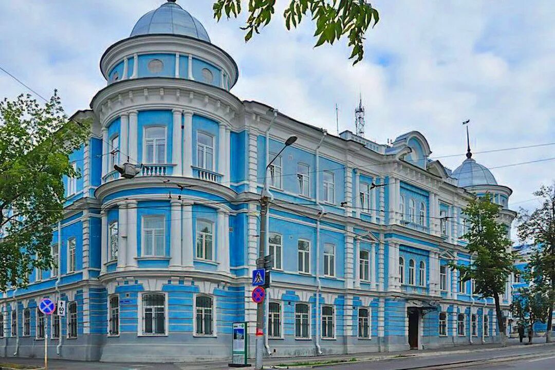 Дом пермская. Дом тупицыных в перми. особняк купцов тупицыных пермь. дом промышленников тупицыных (крестьянский поземельный банк). дом архитектора турчевича пермь.