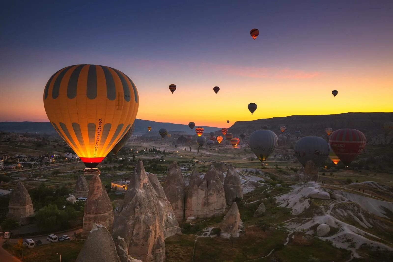 Каппадокия шары 2023. Каппадокия. Cappadocia Turkey. Шары в Турции Каппадокия. Каппадокия Турция закат.