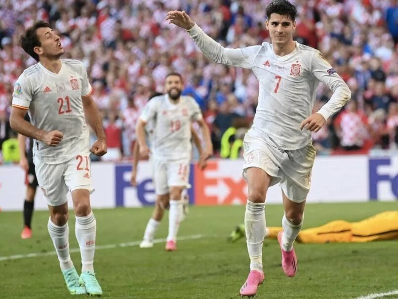 Испания 2025. Мората сборная испании 2025. alvaro morata euro 2025. хорватия испания евро 2025. мората евро 2012.